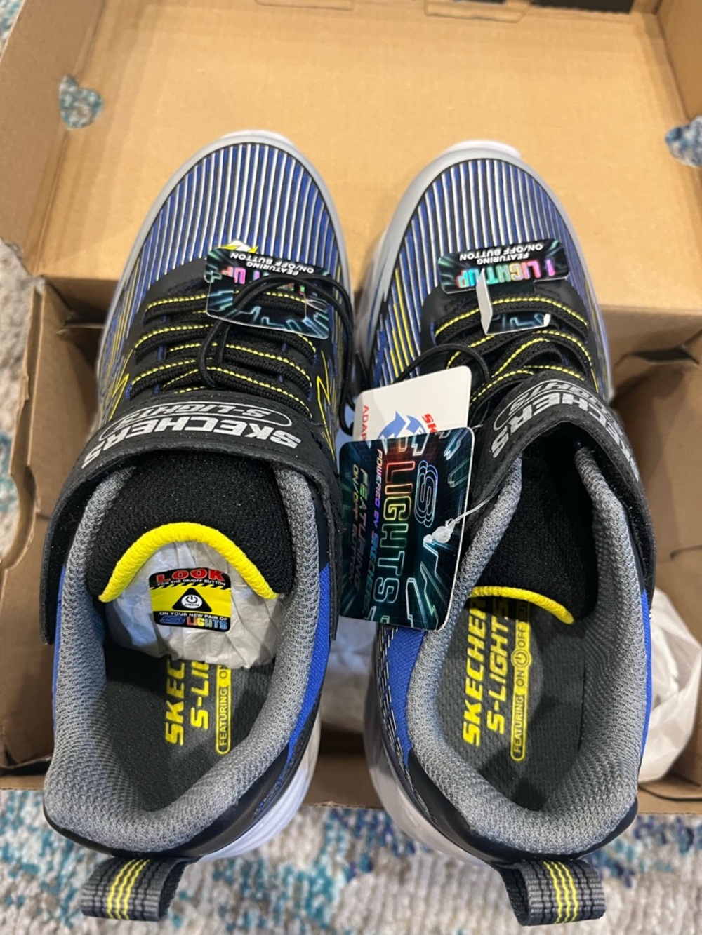 Skechers S-Lights Kids Shoes – Size 1 – NEW with Box – Light-Up Easy On
